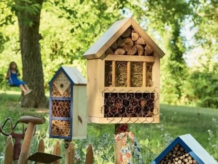 Un hôtel pour les insectes